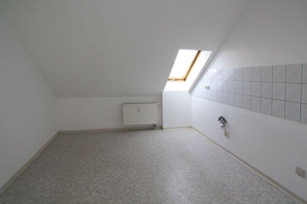 Dachgeschoßwohnung Chemnitz Kapellenberg - 3 Zimmer, 73 m&sup2;, 360&euro; | Angebot:26382771