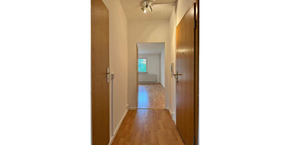 Etagenwohnung Chemnitz Markersdorf - 2 Zimmer, 55 m&sup2;, 275&euro; | Angebot:25864321