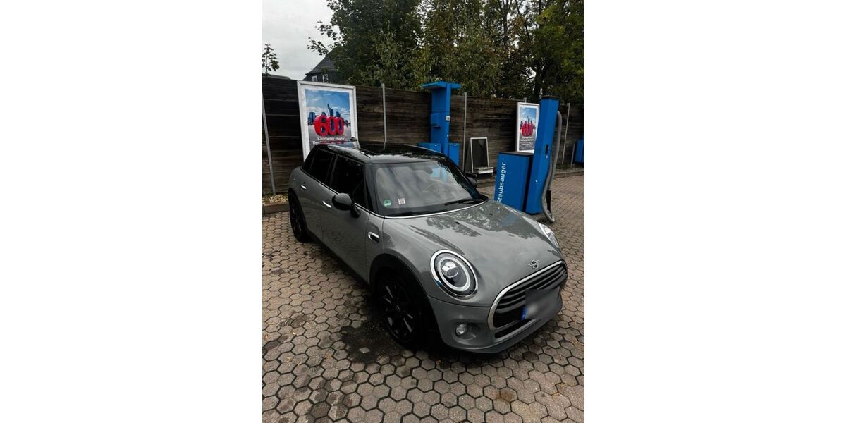 Mini Cooper 102.000 km 15.990 &euro; Chemnitz 09126