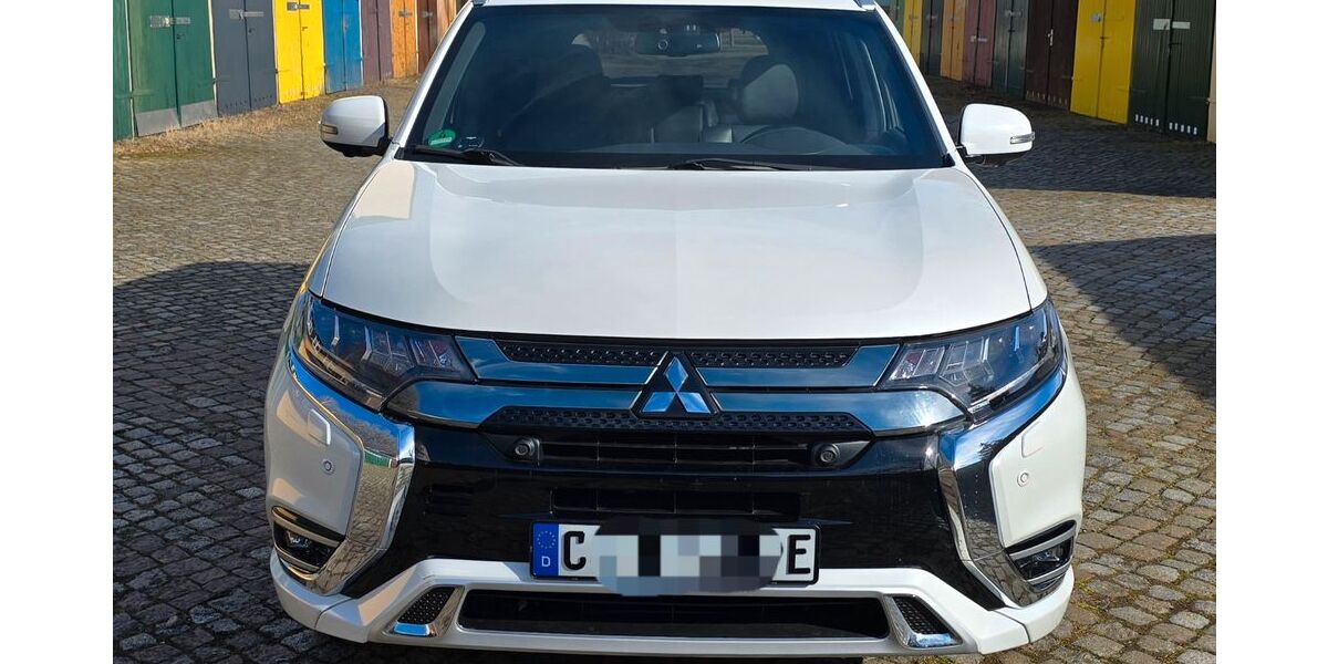 Mitsubishi Outlander 78.100 km 21.000 &euro; Chemnitz 09126