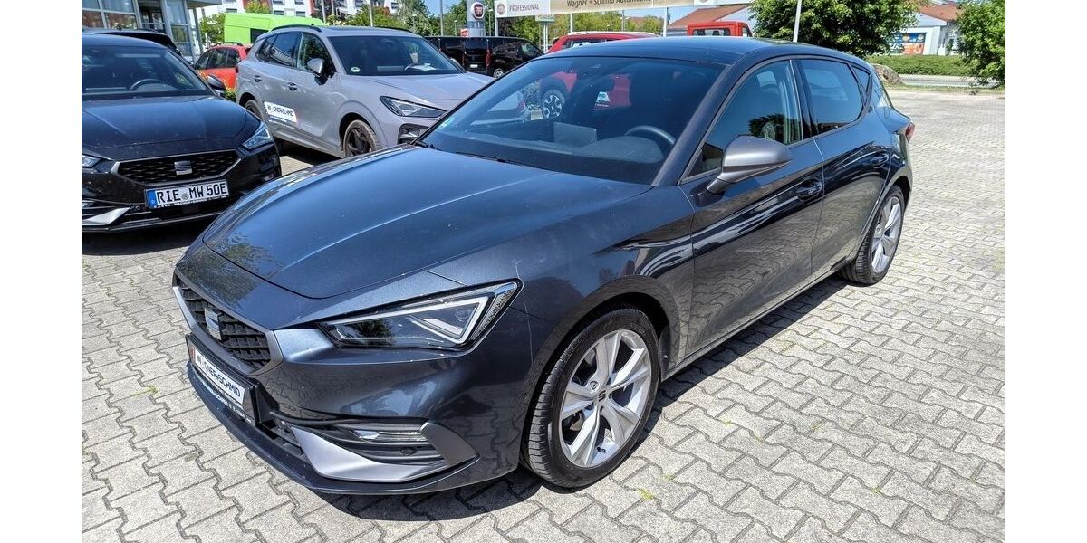 Seat Leon 37.468 km 27.980 &euro; Waldheim 04736