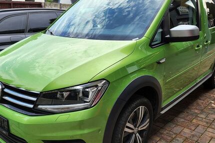 VW Caddy 150.763 km 21.870 &euro; Pockau-Lengefeld 09514