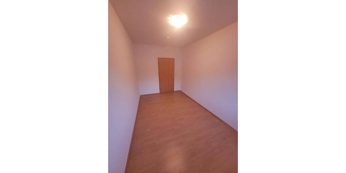 Mehrfamilienhaus, Wohnhaus Chemnitz Reichenhain - 3 Zimmer, 78 m&sup2;, 150.000&euro; | Angebot:26760048