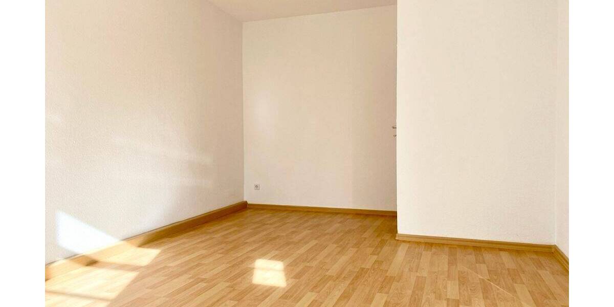 Etagenwohnung Chemnitz Ebersdorf - 3 Zimmer, 67 m&sup2;, 78.500&euro; | Angebot:25682453