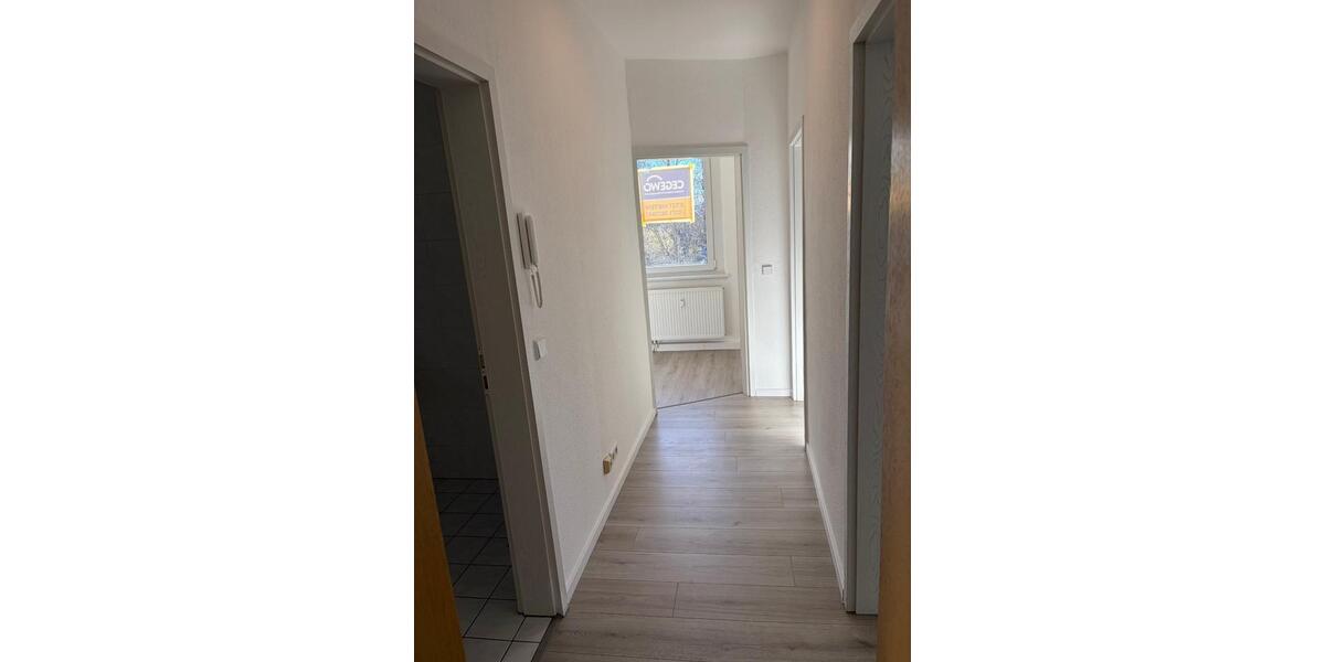 Etagenwohnung Chemnitz Markersdorf - 2 Zimmer, 45 m&sup2;, 245&euro; | Angebot:25428645