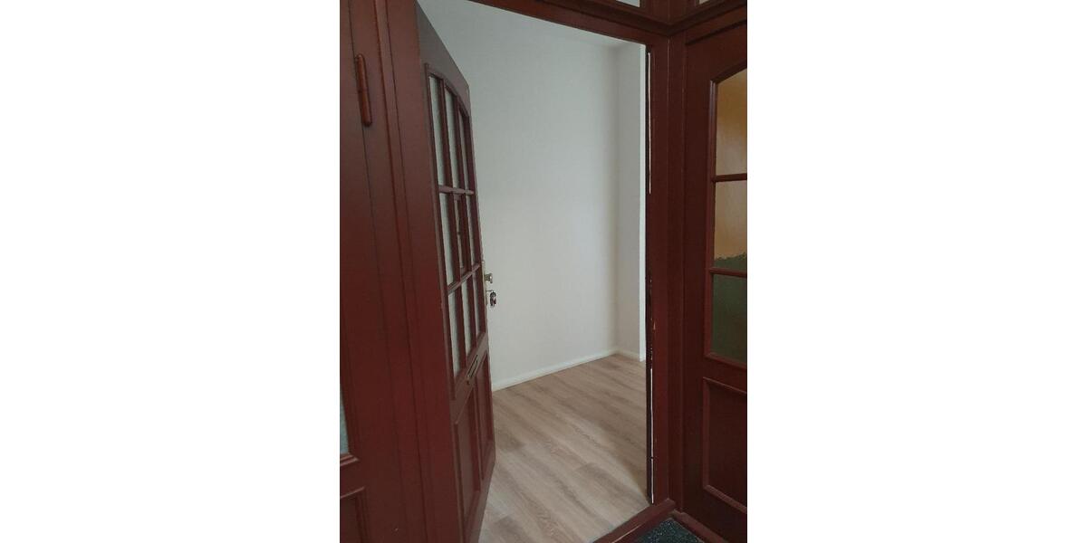 Etagenwohnung Chemnitz Ebersdorf - 1 Zimmer, 41 m&sup2;, 300&euro; | Angebot:24926302