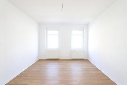 Wohnung Chemnitz Ebersdorf - 1 Zimmer, 38 m&sup2;, 267&euro; | Angebot:24214756
