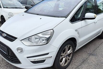 Ford S-Max 325.802 km 2.790 &euro; Waldheim 04736