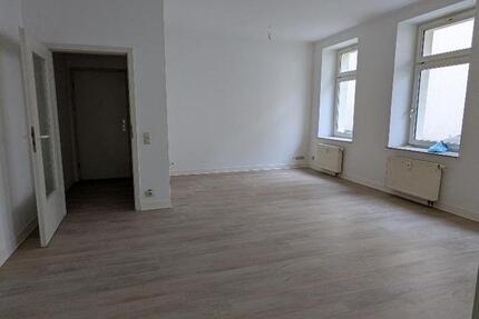 Wohnung Chemnitz Altendorf - 1 Zimmer, 54 m&sup2;, 310&euro; | Angebot:25447492
