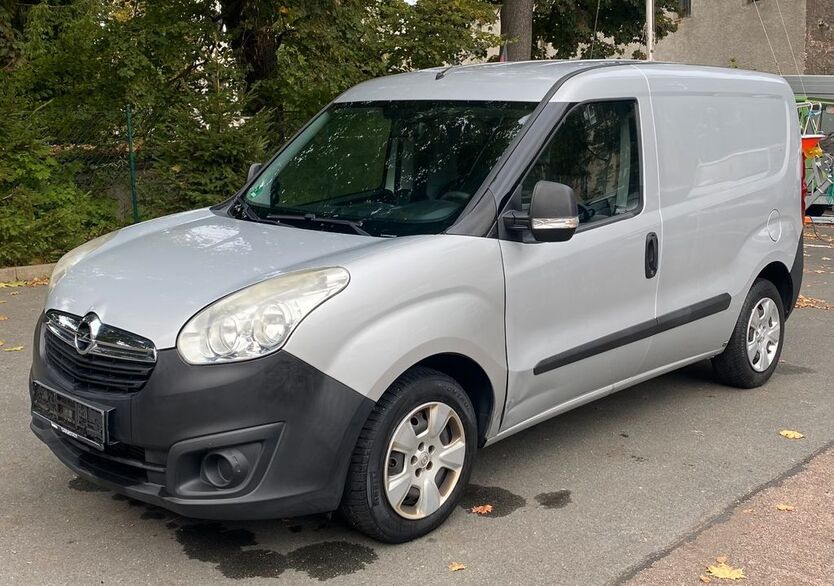 Opel Combo 132.811 km 4.600 € Freiberg 09599