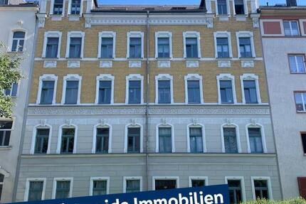 Ab 01.09. frei - schöne DG-Wohnung mit Balkon und Tageslicht-Bad !