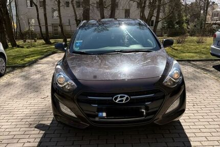 Hyundai i30 105.000 km 9.300 &euro; Chemnitz 09117