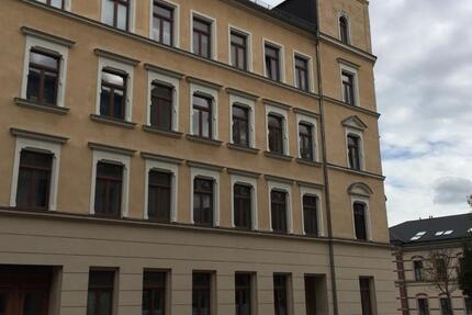 Top renovierte Eigentumswohnung 2.5 zimmer