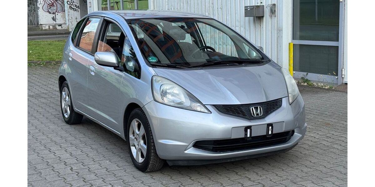 Honda Jazz 110.000 km 4.990 &euro; Chemnitz 09120