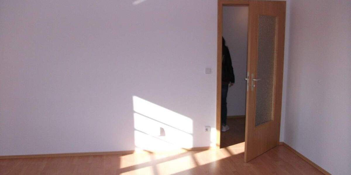 +++++ beliebtes Wohngebiet ChemnitzHEIMGARTEN, 2 Raum +++++ 2 zimmer