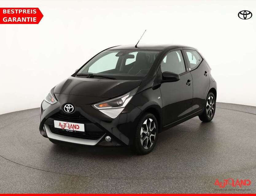 Toyota Aygo 28.917 km 13.950 € Zwickau 08056