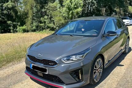 Kia ceed / Ceed 52.100 km 18.299 &euro; Zschopau 08405