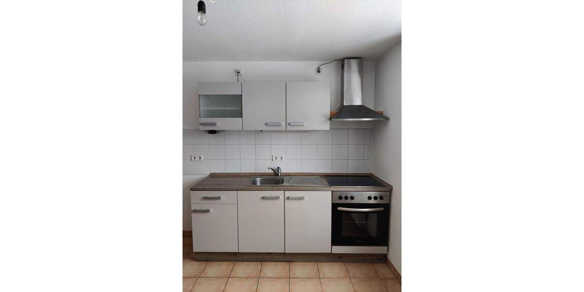 Etagenwohnung Chemnitz Schönau - 2 Zimmer, 49 m&sup2;, 257&euro; | Angebot:25696266