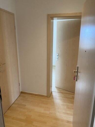 Etagenwohnung Chemnitz Lutherviertel - 2 Zimmer, 49 m&sup2;, 295&euro; | Angebot:25696240