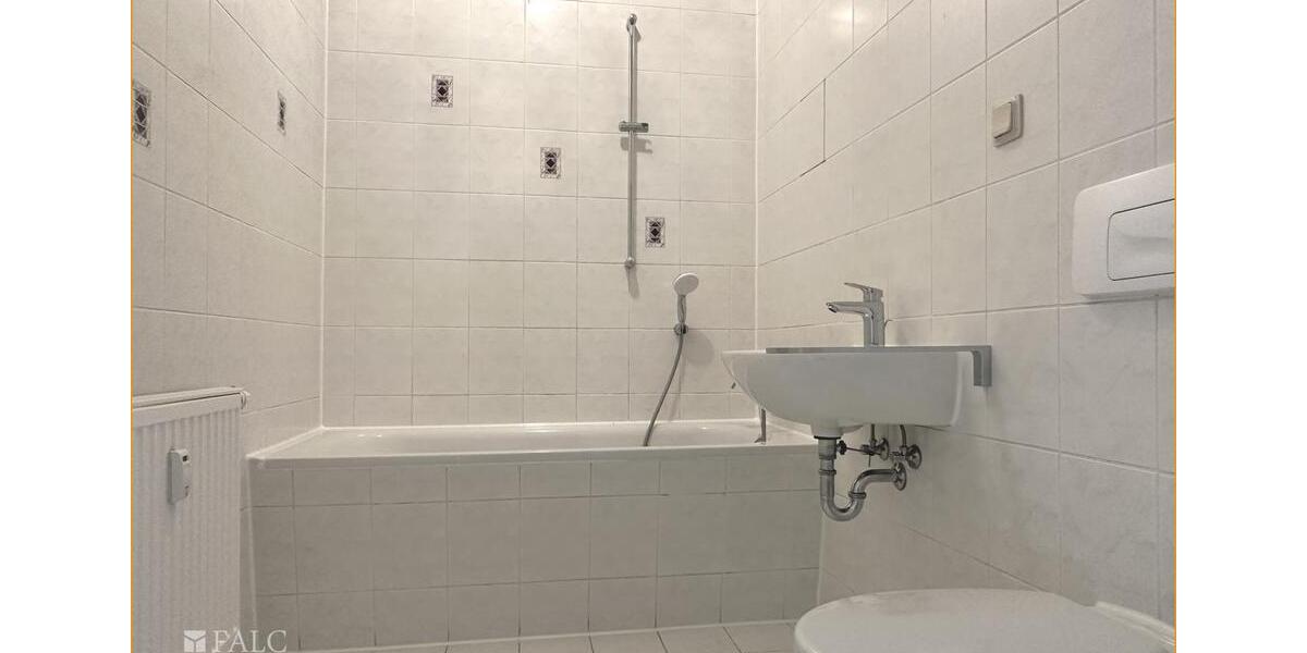 Erdgeschoßwohnung Chemnitz Altendorf - 3 Zimmer, 62 m&sup2;, 340&euro; | Angebot:12741723