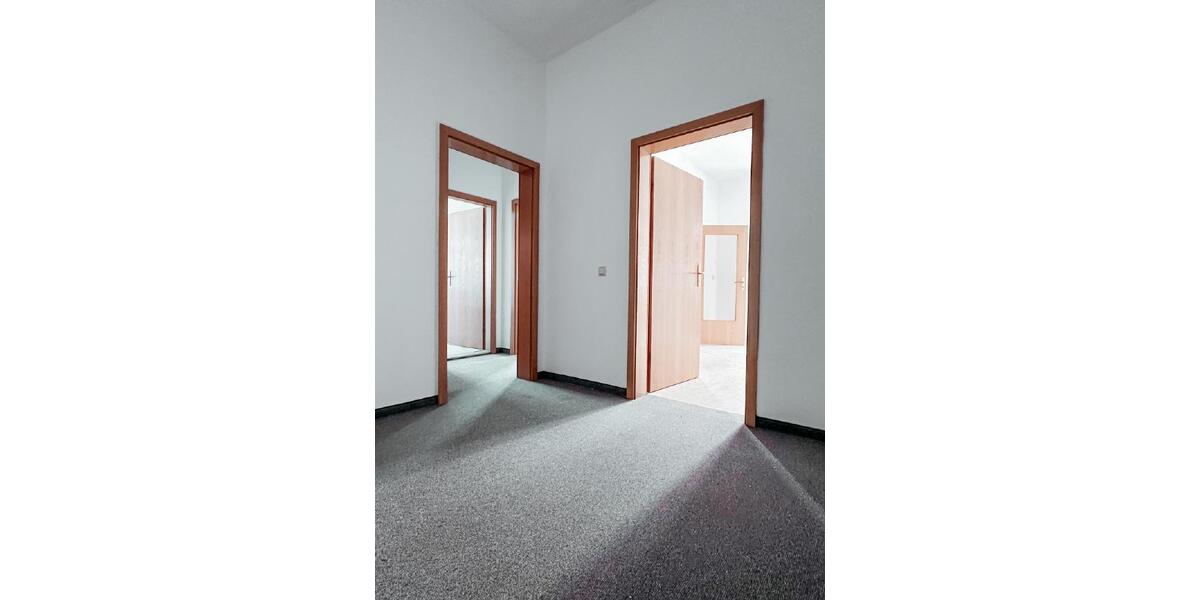 Etagenwohnung Burkhardtsdorf - 2 Zimmer, 56 m&sup2;, 245&euro; | Angebot:19989754