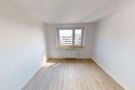 Wohnung Chemnitz Zentrum - 3 Zimmer, 73 m&sup2;, 419&euro; | Angebot:27333036