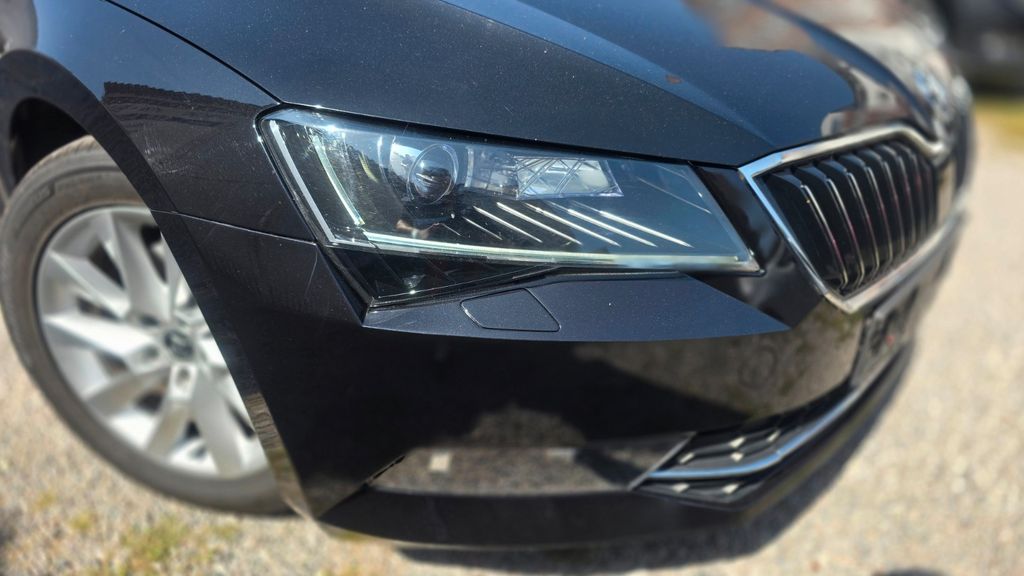 Skoda Superb 60.000 km 13.999 &euro; Chemnitz 09113