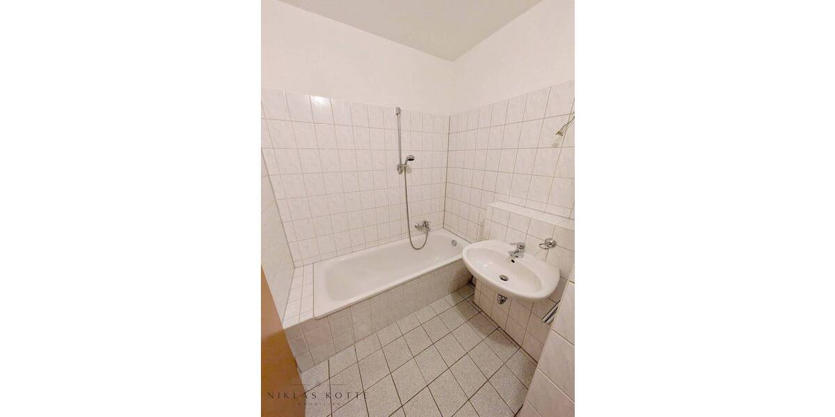 Etagenwohnung Chemnitz Gablenz - 2 Zimmer, 59 m&sup2;, 375&euro; | Angebot:26826458