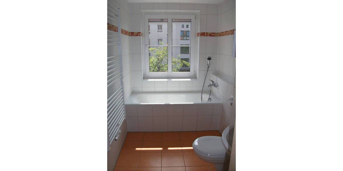 Etagenwohnung Chemnitz Lutherviertel - 2 Zimmer, 45 m&sup2;, 285&euro; | Angebot:26806951