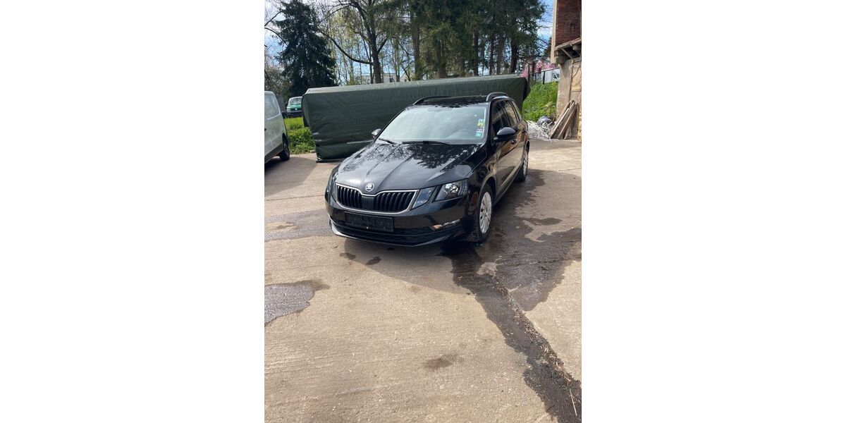 Skoda Octavia 245.763 km 7.650 &euro; Chemnitz 09120