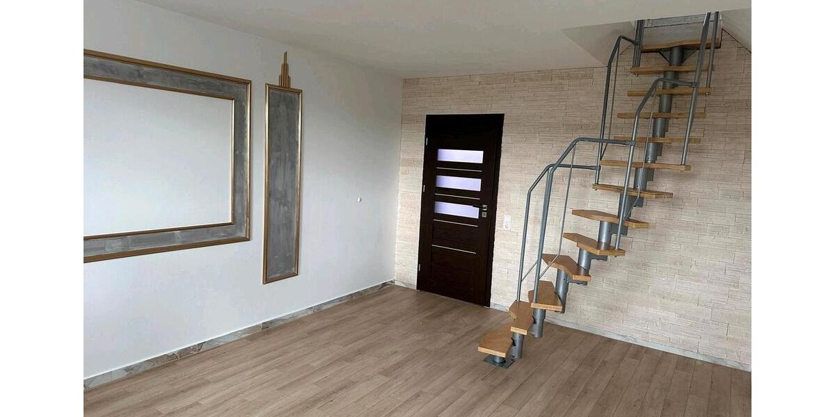 Dachgeschoßwohnung Chemnitz Helbersdorf - 4 Zimmer, 90 m&sup2;, 585&euro; | Angebot:26203372