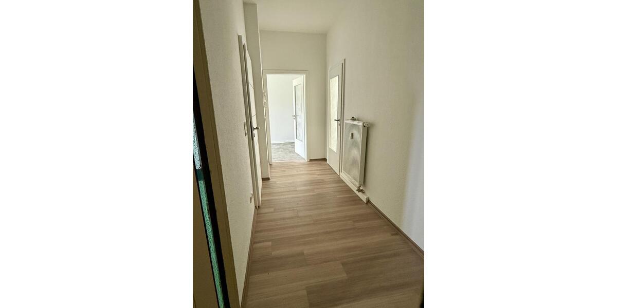 Erdgeschoßwohnung Chemnitz Ebersdorf - 1 Zimmer, 52 m&sup2;, 330&euro; | Angebot:26091141