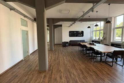 Büro | Praxis | Gewerbe | 6,95€m² in 09120 Chemnitz zu vermieten zimmer