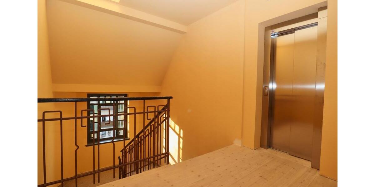 Dachgeschoßwohnung Chemnitz Hilbersdorf - 3 Zimmer, 78 m&sup2;, 548&euro; | Angebot:26495126