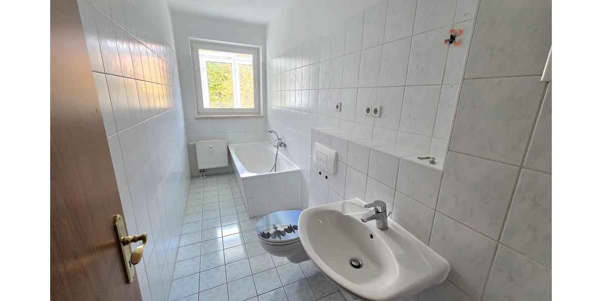 3-Zimmer-Wohnung mit Balkon Loggia! 3 zimmer