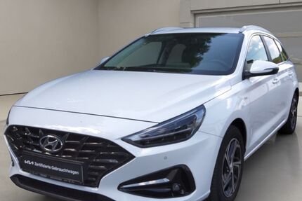 Hyundai i30 74.328 km 17.790 € Aue-Bad Schlema 08280