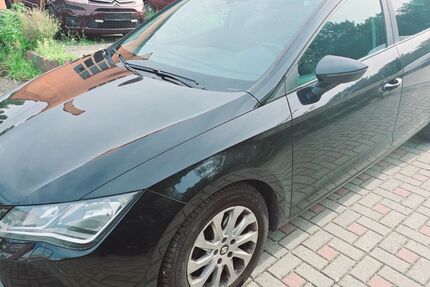 Seat Leon 266.300 km 4.290 € Chemnitz 09114