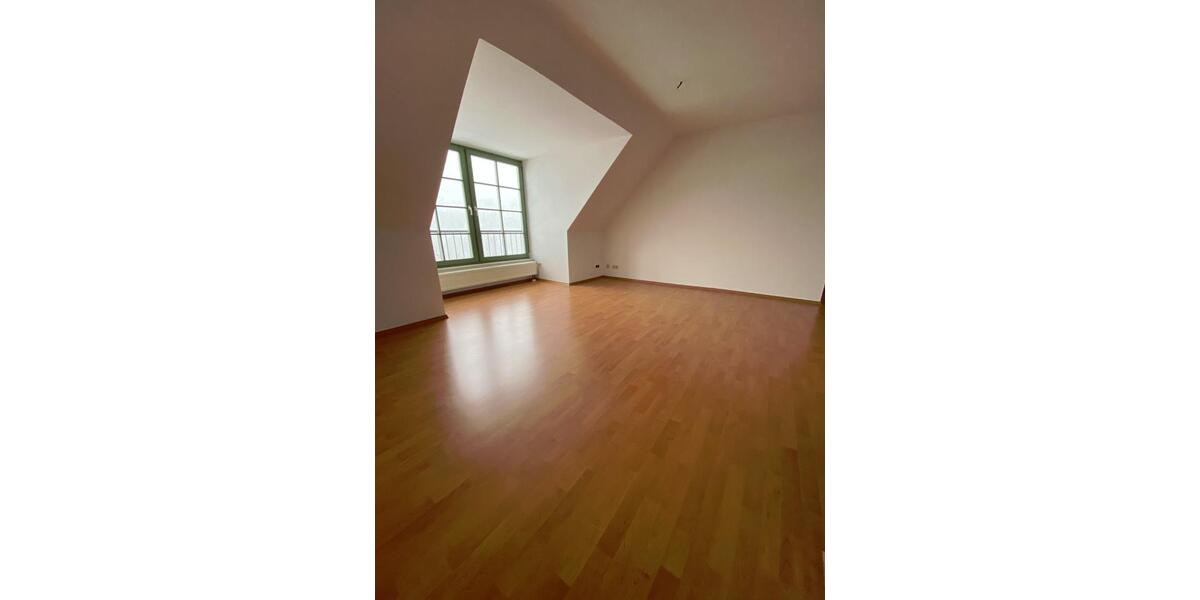 Dachgeschoßwohnung Brand-Erbisdorf Erbisdorf - 2 Zimmer, 47 m&sup2;, 310&euro; | Angebot:21604187