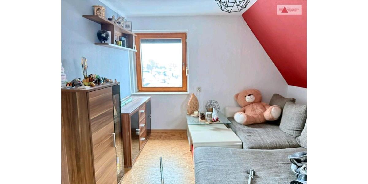 Einfamilienhaus Thermalbad Wiesenbad - 7 Zimmer, 210 m&sup2;, 66.000&euro; | Angebot:26963029