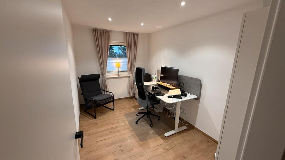 Etagenwohnung Oelsnitz (Erzgebirge) - 3 Zimmer, 68 m&sup2;, 165.000&euro; | Angebot:24836998