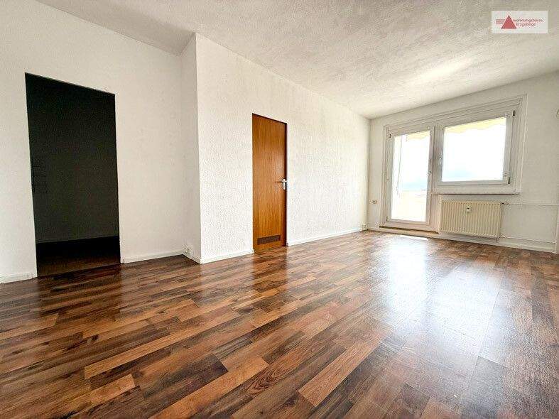 Etagenwohnung Geyer - 3 Zimmer, 54 m&sup2;, 265&euro; | Angebot:25836560