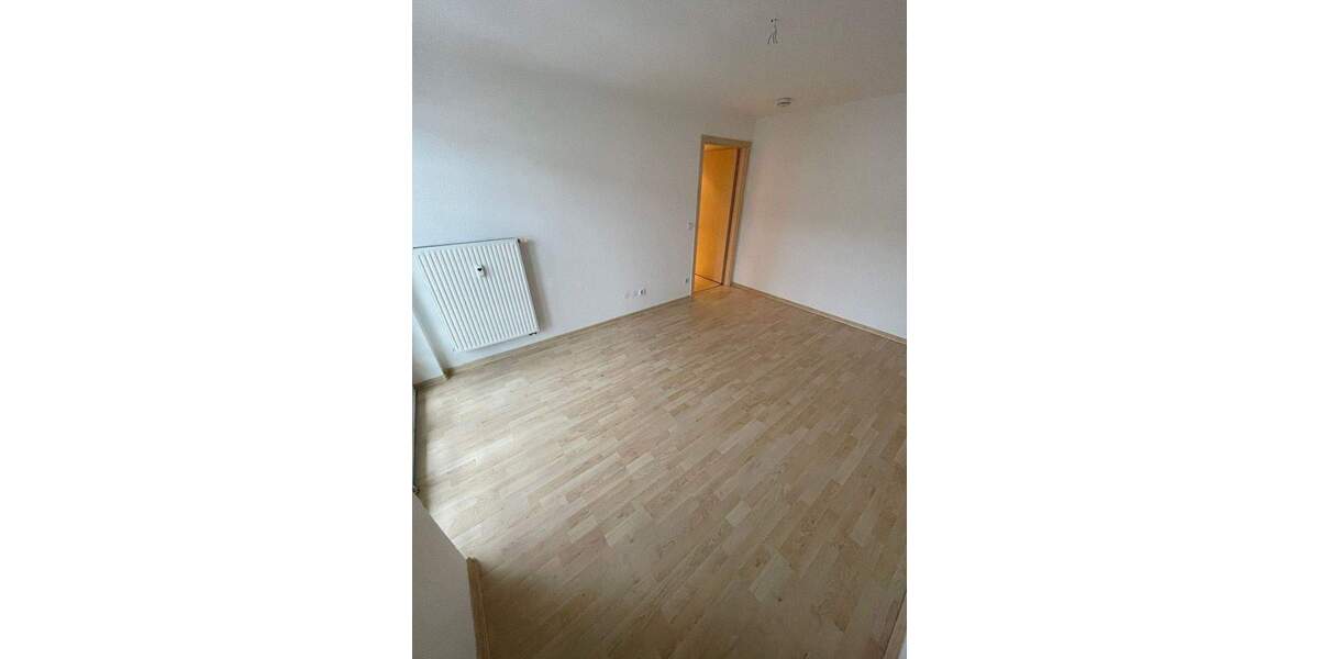 Etagenwohnung Chemnitz Lutherviertel - 3 Zimmer, 62 m&sup2;, 373&euro; | Angebot:25696299