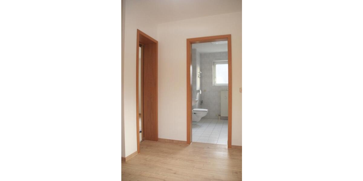 Dachgeschoßwohnung Chemnitz Adelsberg - 2 Zimmer, 70 m&sup2;, 440&euro; | Angebot:26167137