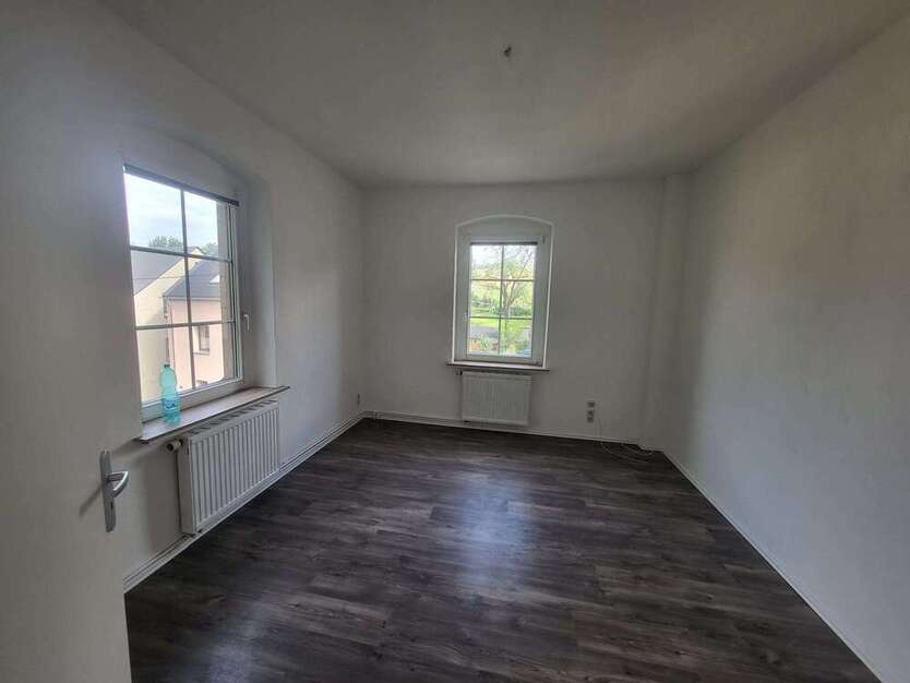 Wohnung zum Mieten in Drebach 200 € 33 m²
