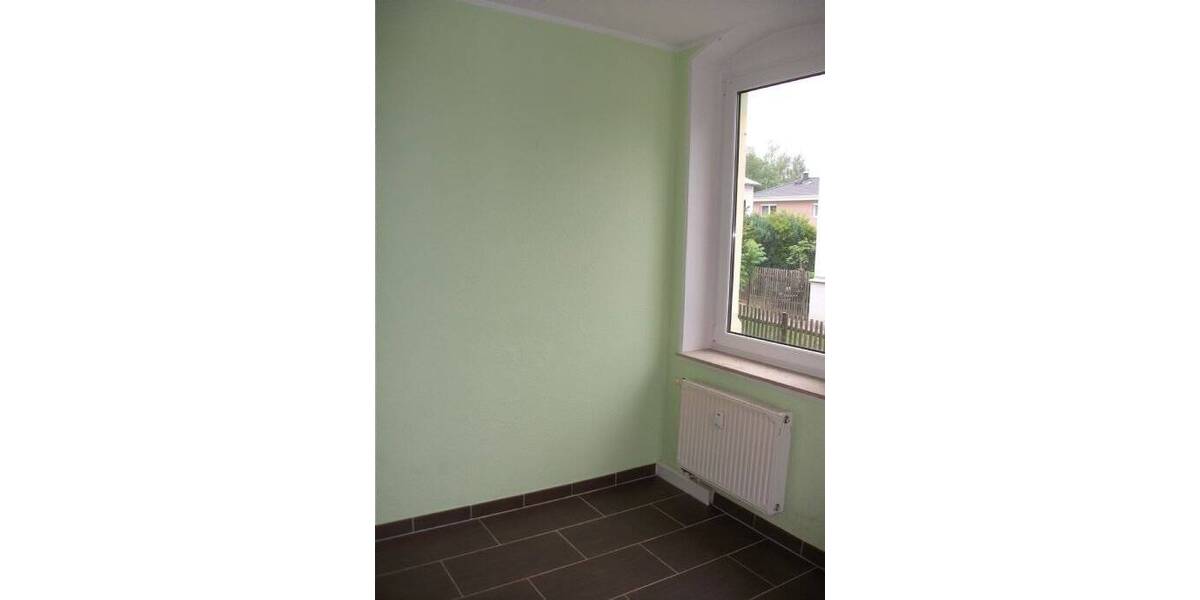 Etagenwohnung Chemnitz Harthau - 1 Zimmer, 41 m&sup2;, 225&euro; | Angebot:26696142