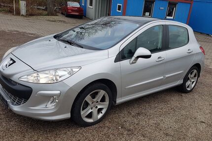 Peugeot 308 81.691 km 4.500 € Chemnitz 09125