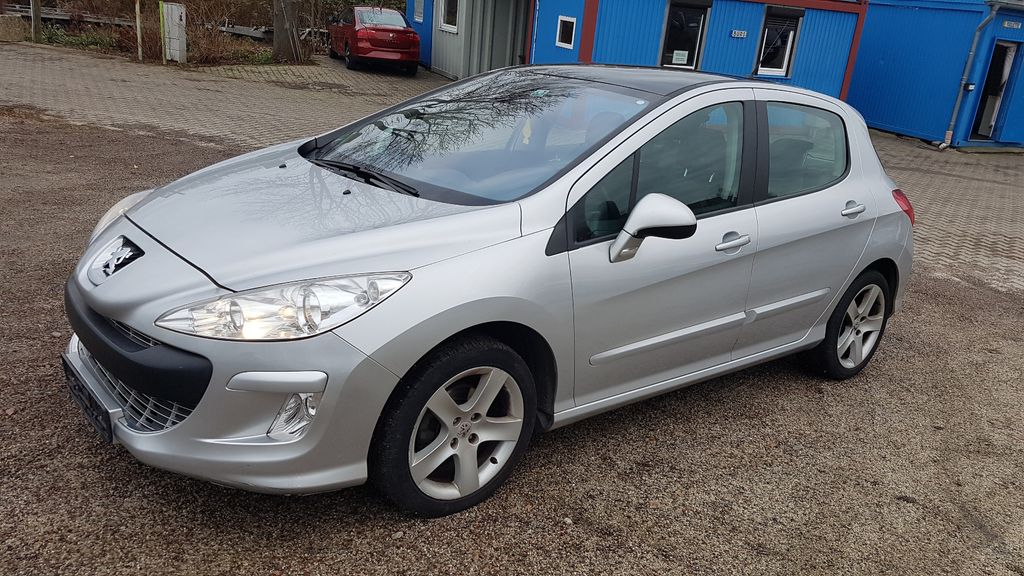 Peugeot 308 81.691 km 4.500 € Chemnitz 09125