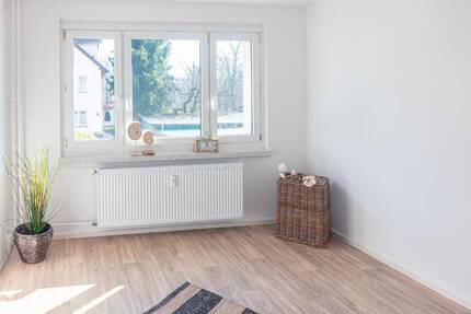 Wohnung Chemnitz Kapellenberg - 2 Zimmer, 43 m&sup2;, 267&euro; | Angebot:26820486