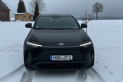 Toyota bZ4X 13.000 km 30.999 &euro; Marienberg 09496