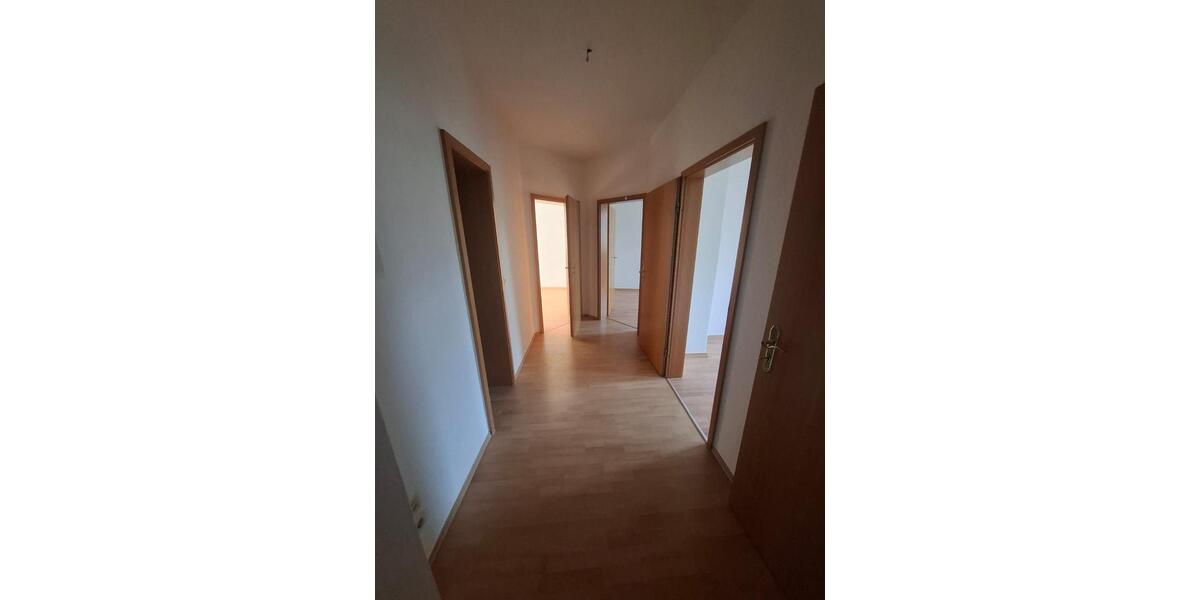 Etagenwohnung Chemnitz Kapellenberg - 3 Zimmer, 66 m&sup2;, 429&euro; | Angebot:26586578